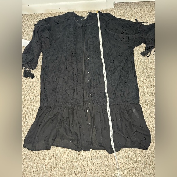 ANTHROPOLOGIE MAEVE Size one size Kimono Eyelet Black Tie Tassels Neck Arm - Picture 10 of 11